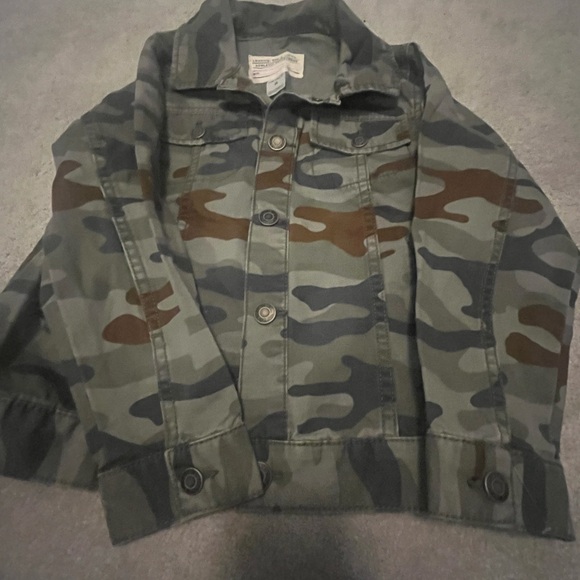 Carters boys blue , brown, green camouflage jacket with snap buttons - Picture 13 of 13